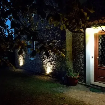 Charming House In With Jacuzzi