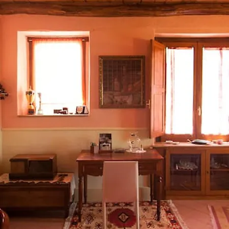 Charming House In With Jacuzzi Tatil Evi Decollatura