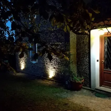Charming House In With Jacuzzi Decollatura