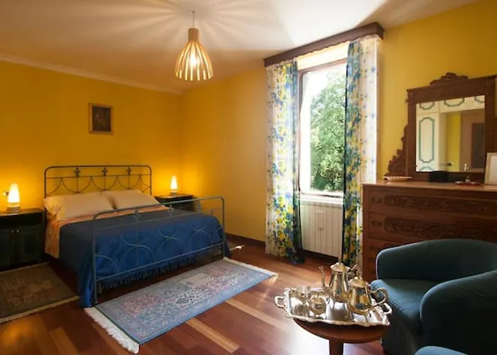 Casa de Férias Charming House In With Jacuzzi