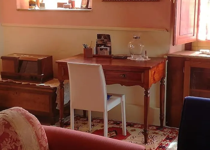 Casa de Férias Charming House In With Jacuzzi