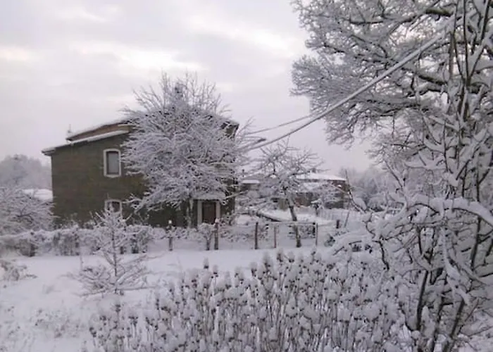 Charming House In With Jacuzzi